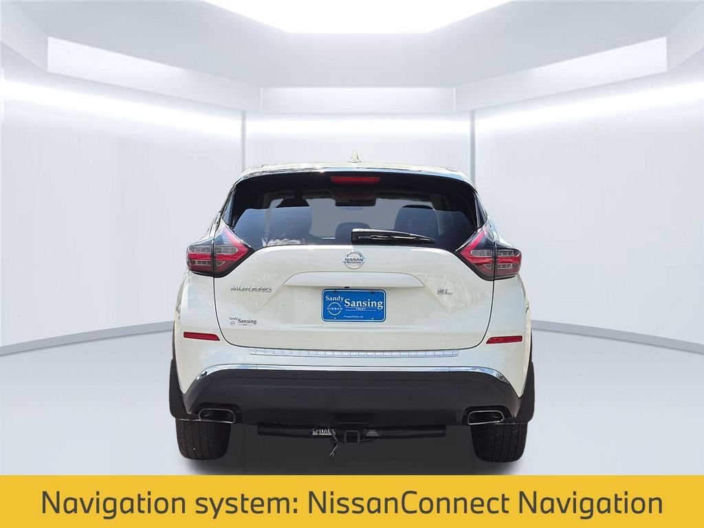 Used 2022 White Nissan SL image 6