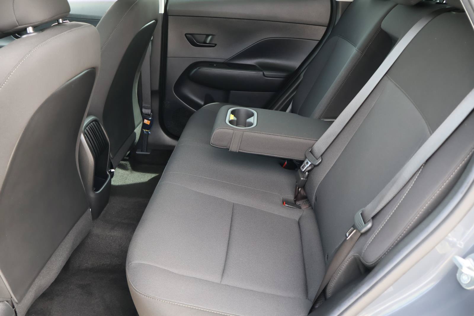 Used 2024 Ecotronic Gray Pearl Hyundai SE image 19