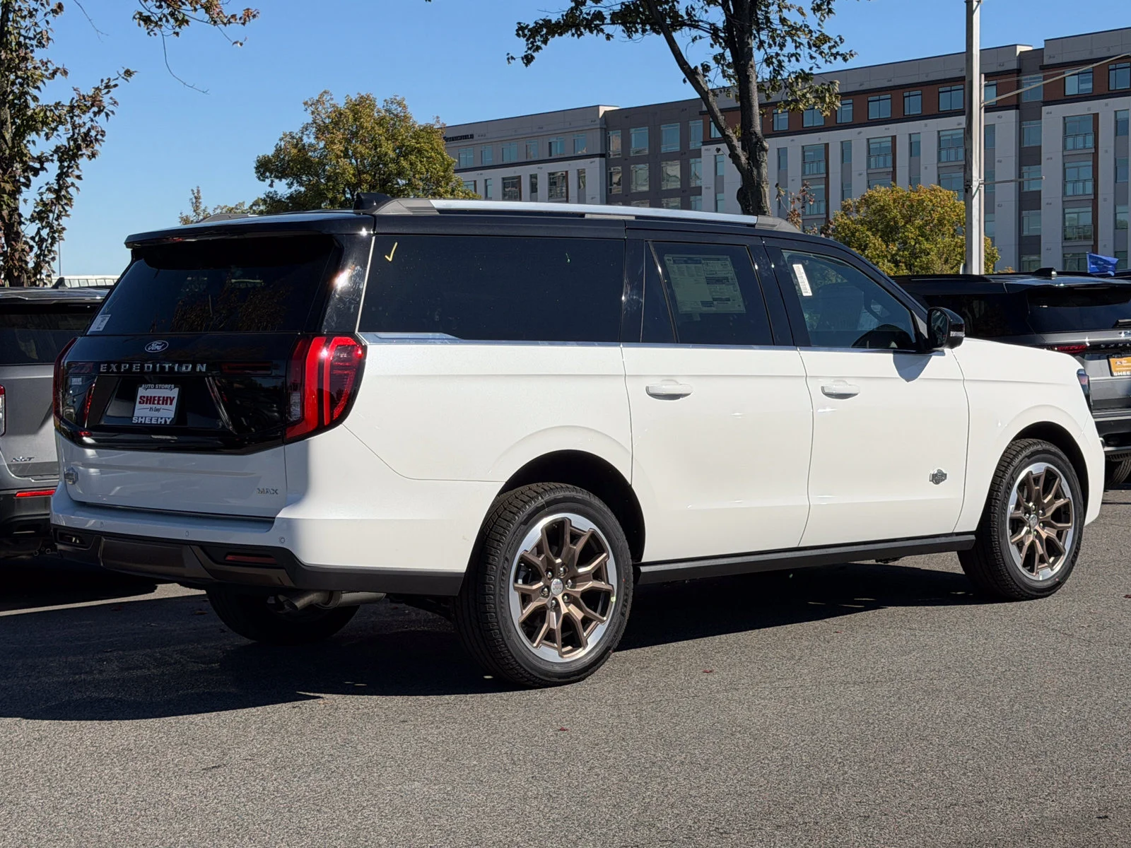 New 2027 Star White Metallic Tri-Coat Ford King Ranch image 3