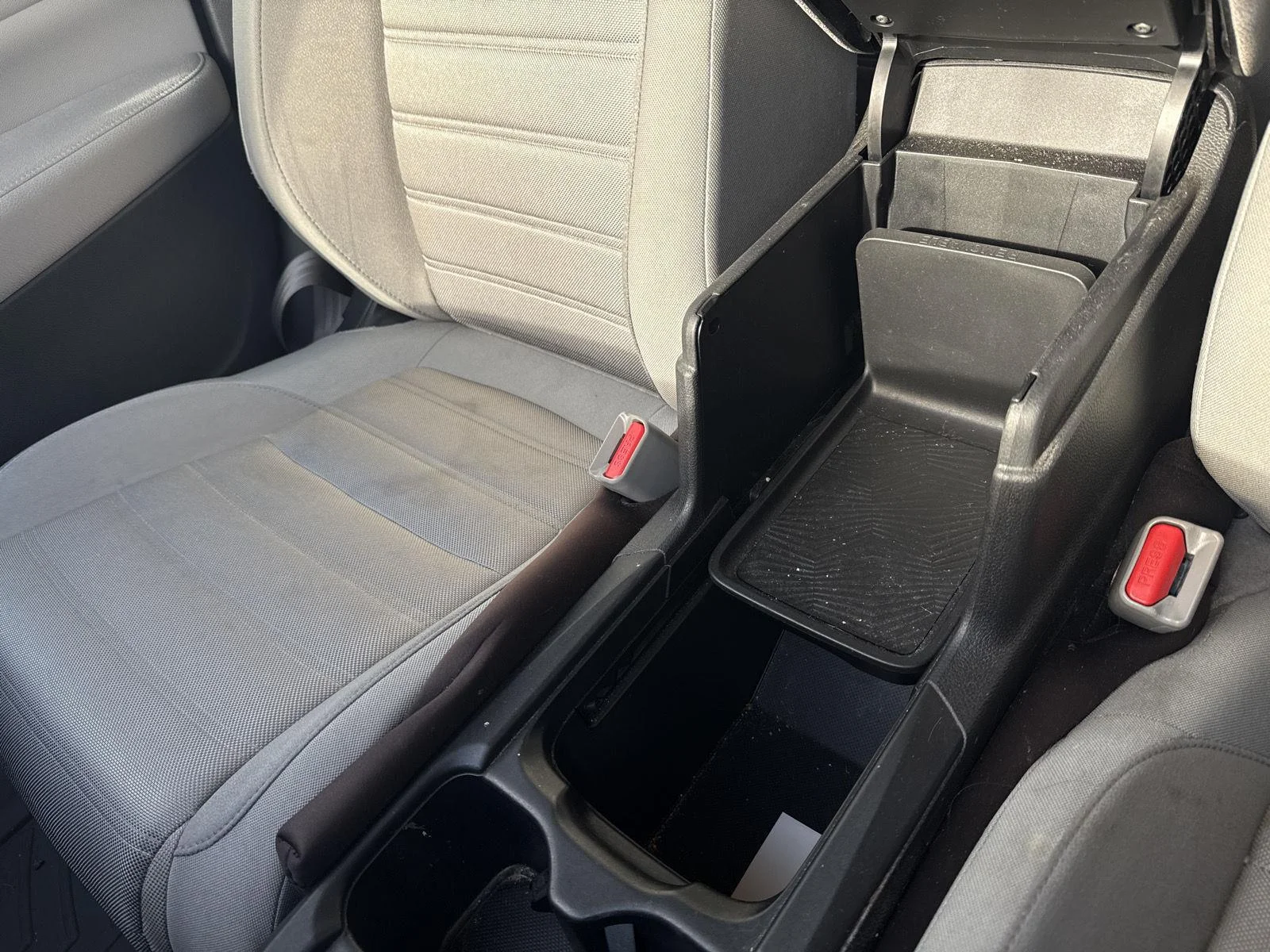 Used 2018 Lunar Silver Metallic Honda LX image 15