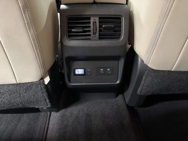 Used 2023 Blue Nissan SL image 33