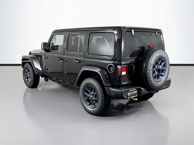 New 2026 Black Clear-Coat Exterior Paint Jeep 85th Anniversary Edition image 5