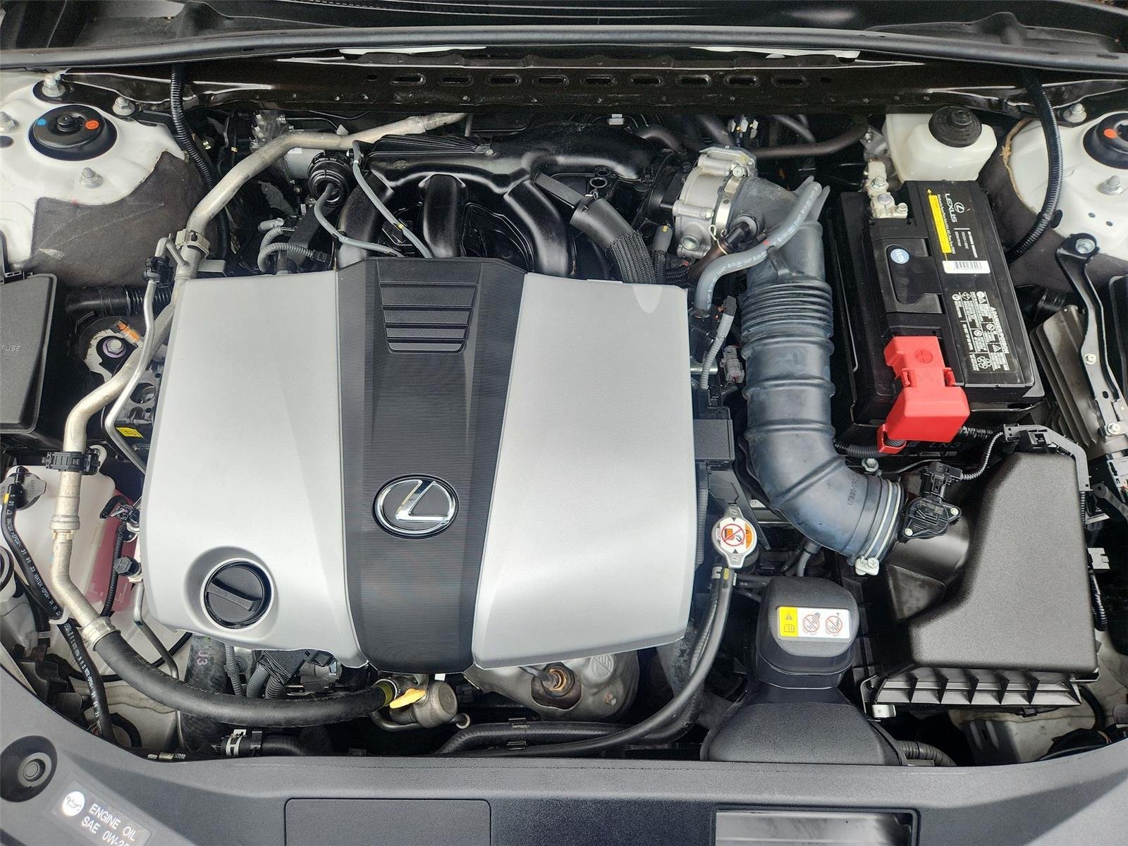 Used 2024 White Lexus ES 350 image 29