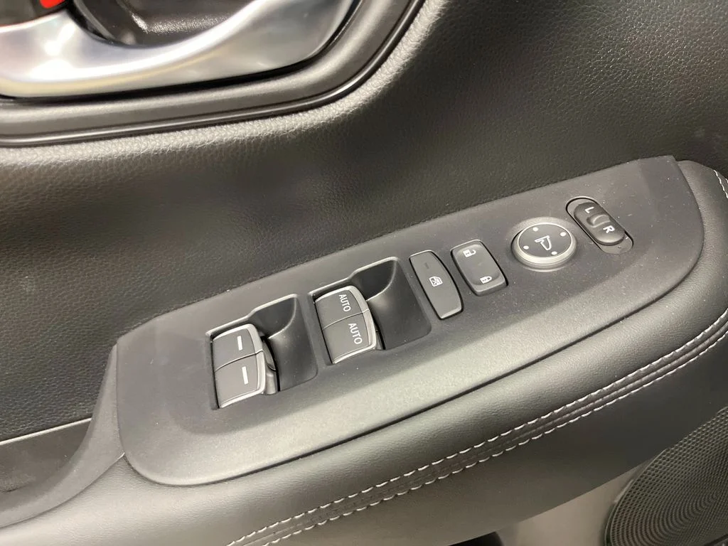 New 2027 Pearl Honda EX-L image 13