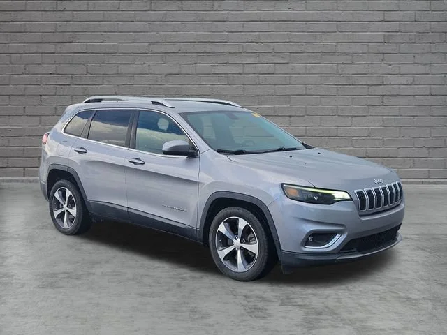 Used 2019 Gray Jeep Limited image 7