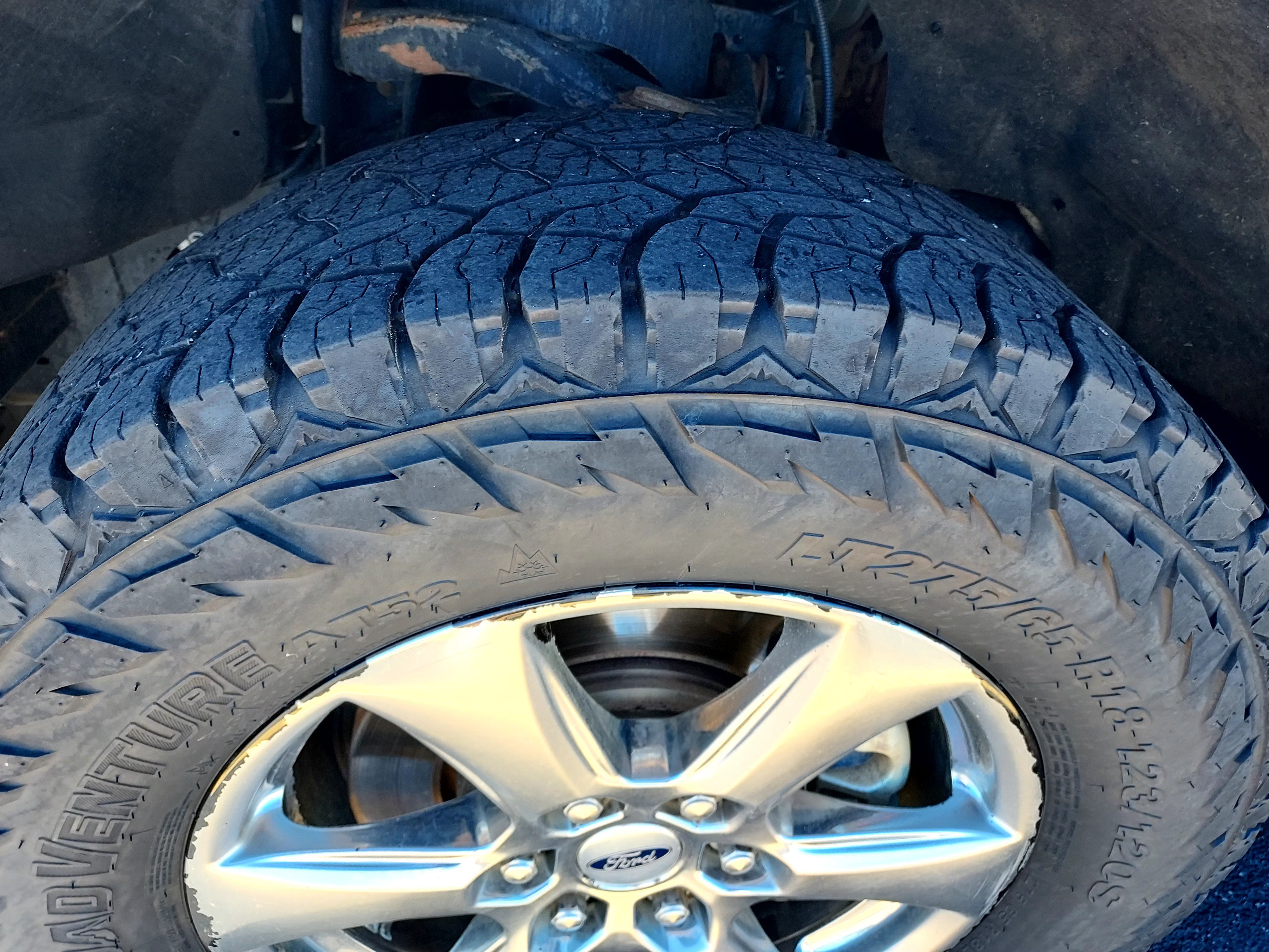 Used 2020 Silver Ford XLT image 3