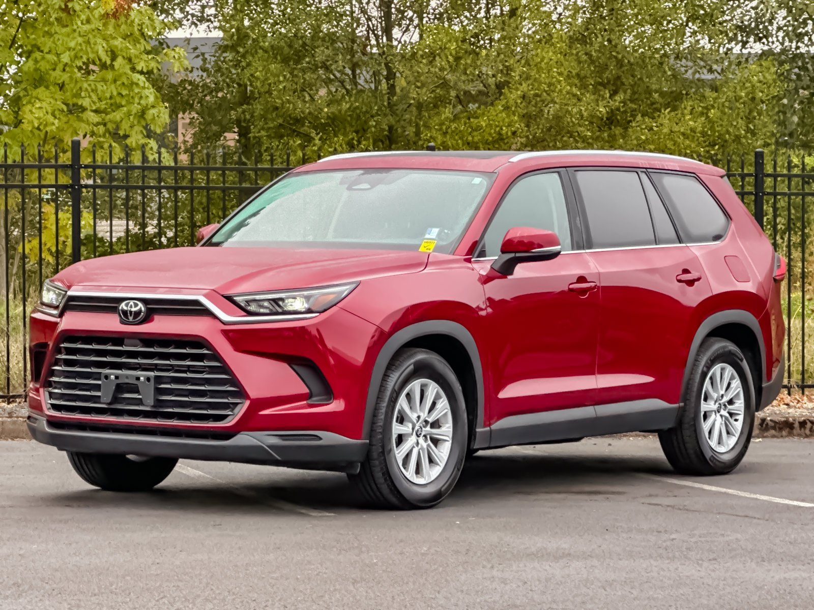 Used 2024 Red Toyota XLE image 7