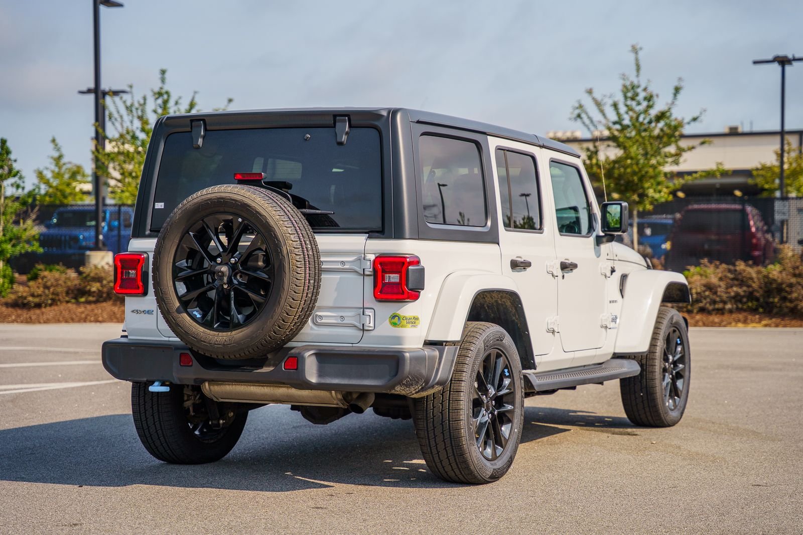Used 2023 White Jeep Sahara 4xe image 6