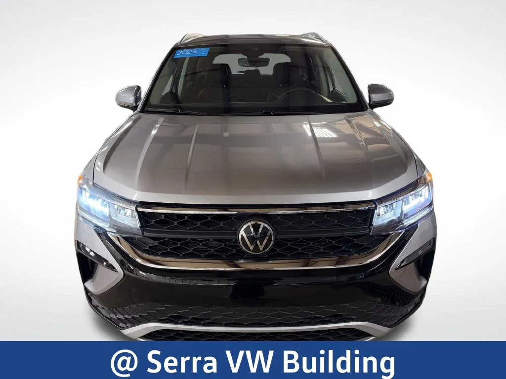 Used 2023 Silver Volkswagen 1.5T SE image 9