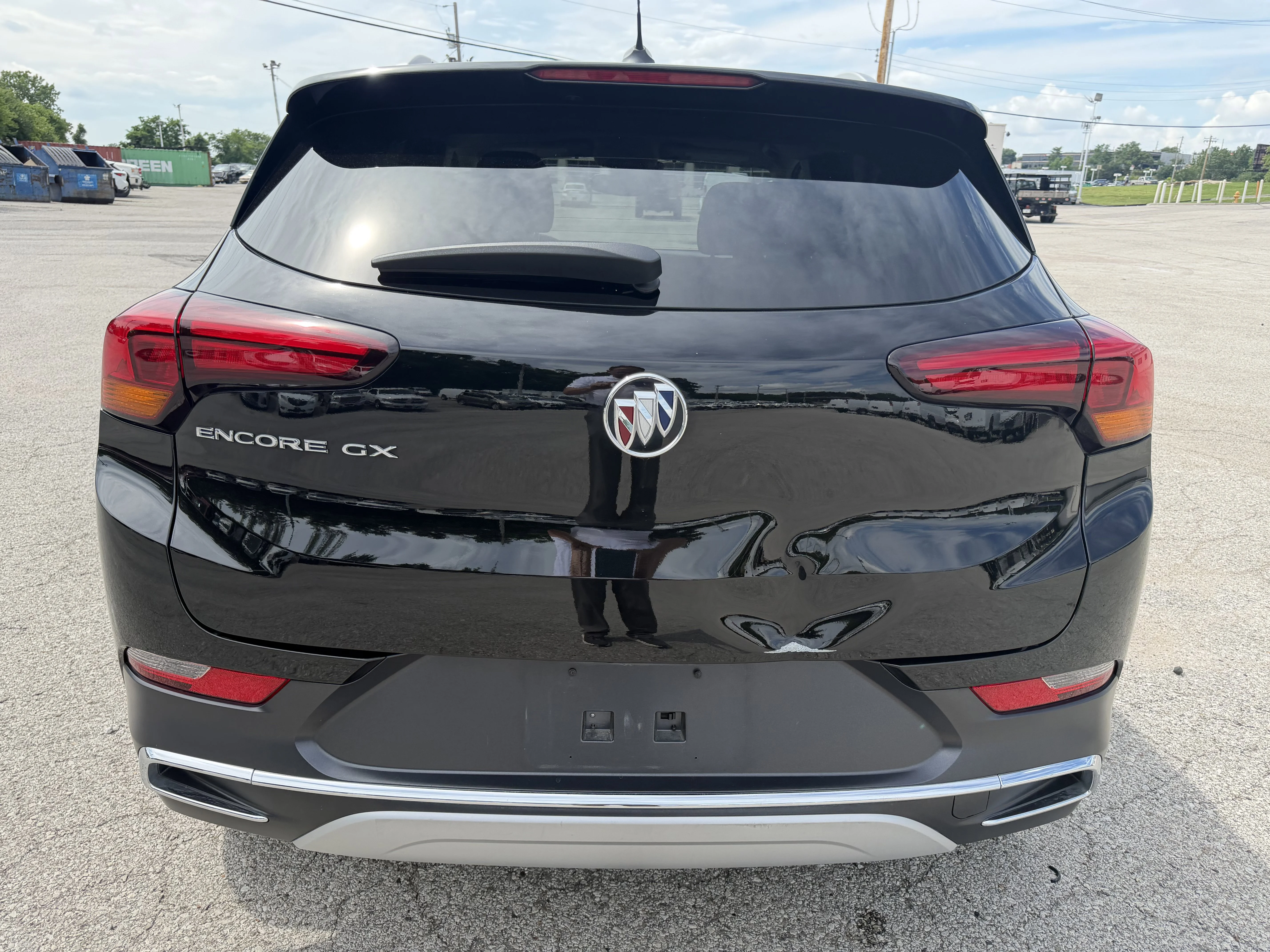 Used 2020 EBONY TWILIGHT METALLIC Buick Essence image 6