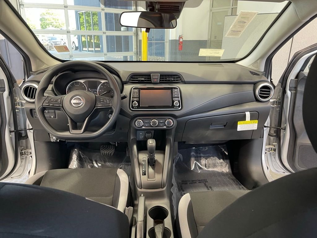 2025 Nissan Versa Sedan S - Photo 9