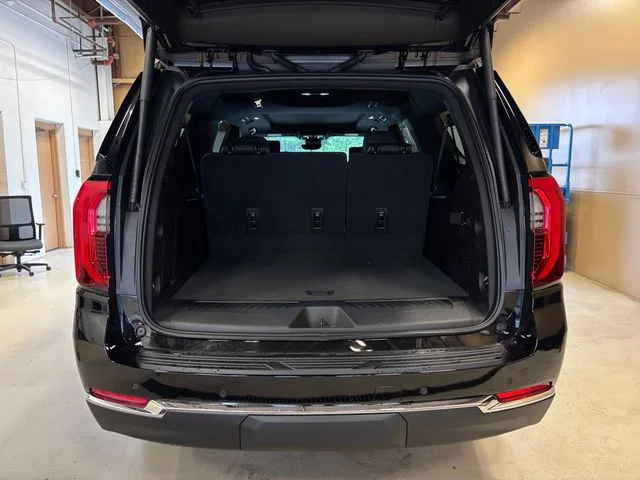 New 2026 Black GMC Elevation image 21