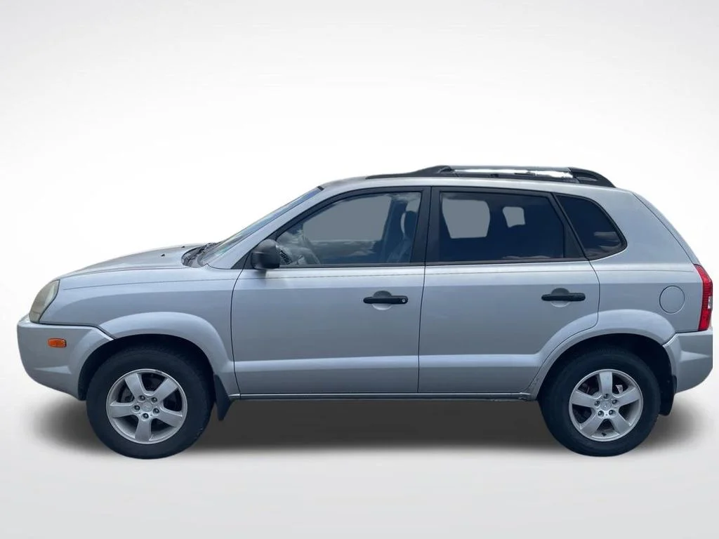 Used 2008 Silver Hyundai GLS image 4