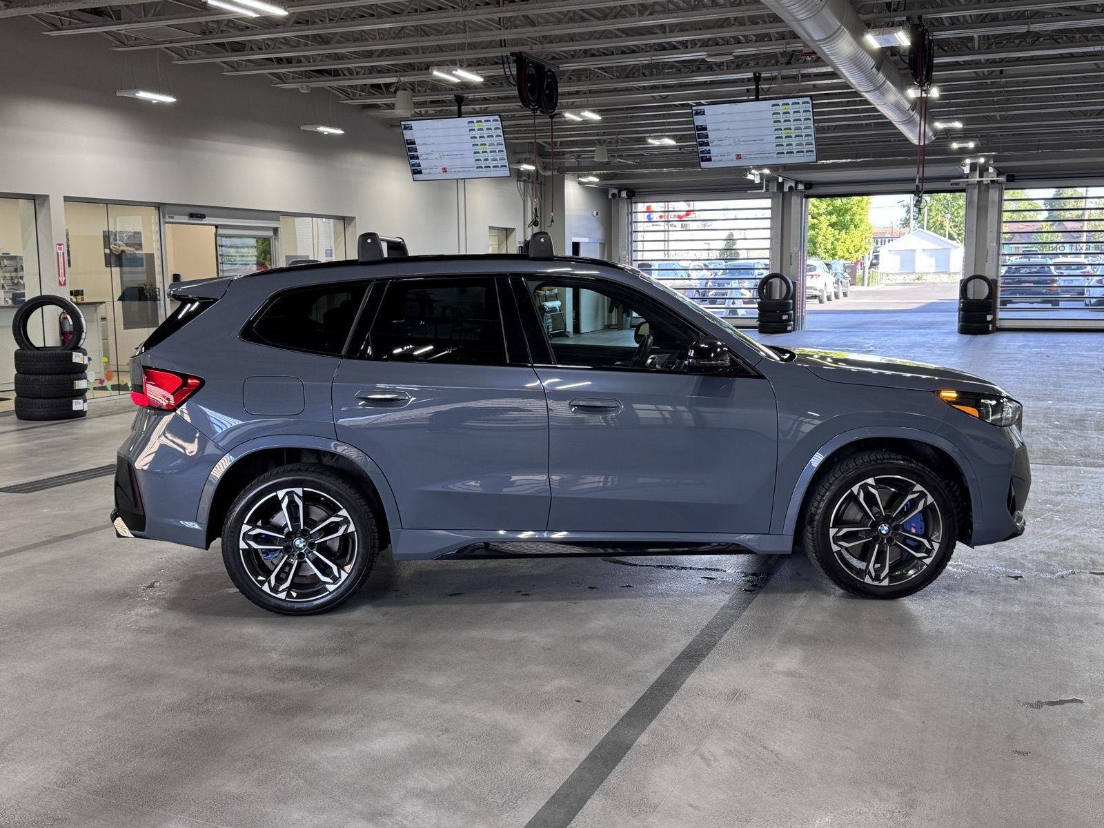 2025 BMW X1 M35i - Photo 9