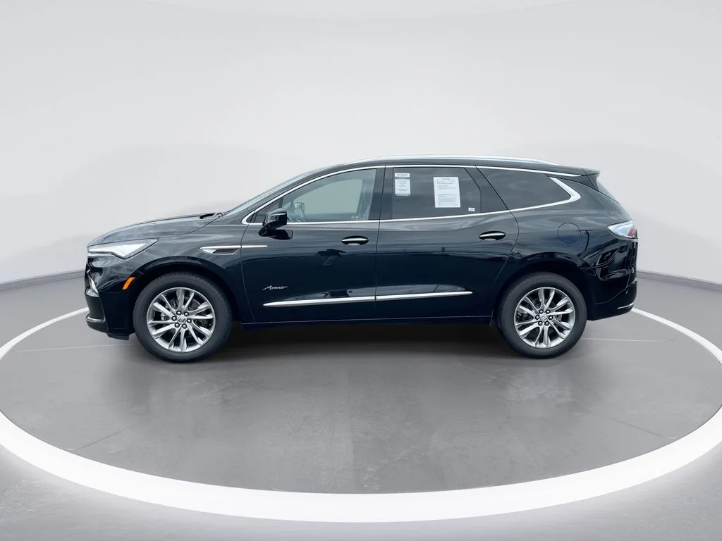 Used 2023 Black Buick Avenir image 5
