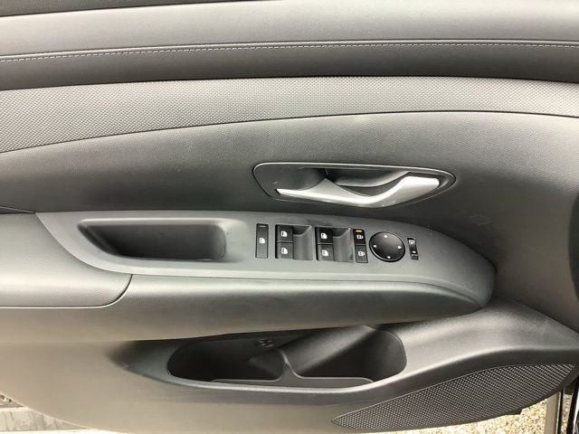 Certified Used 2026 Phantom Black Hyundai SE image 21