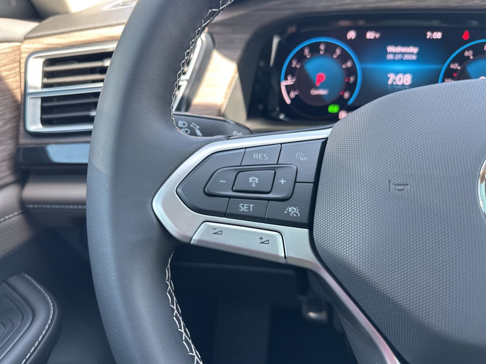 New 2026 Silver Volkswagen 2.0T SEL image 50