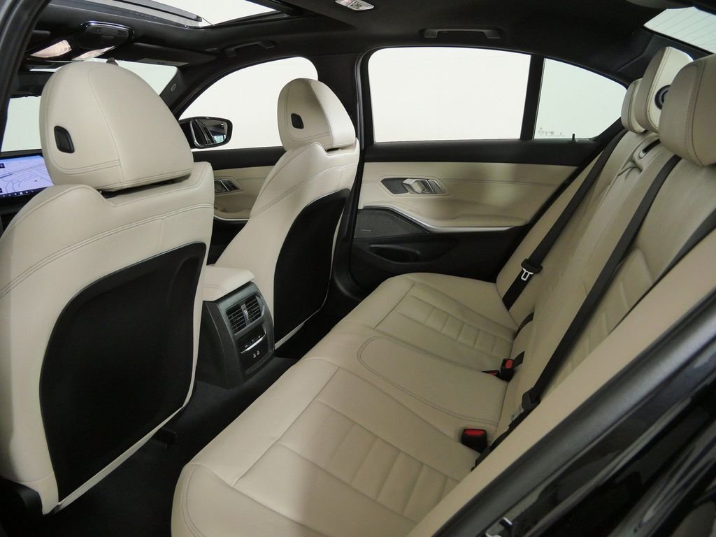 New 2026 Black Sapphire Metallic BMW 330i xDrive image 30