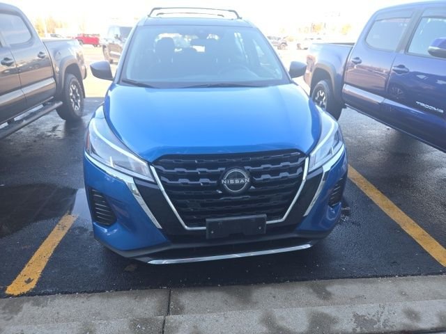 Used 2023 Nissan Kicks SV with VIN 3N1CP5CV3PL535899 for sale in Romeoville, IL