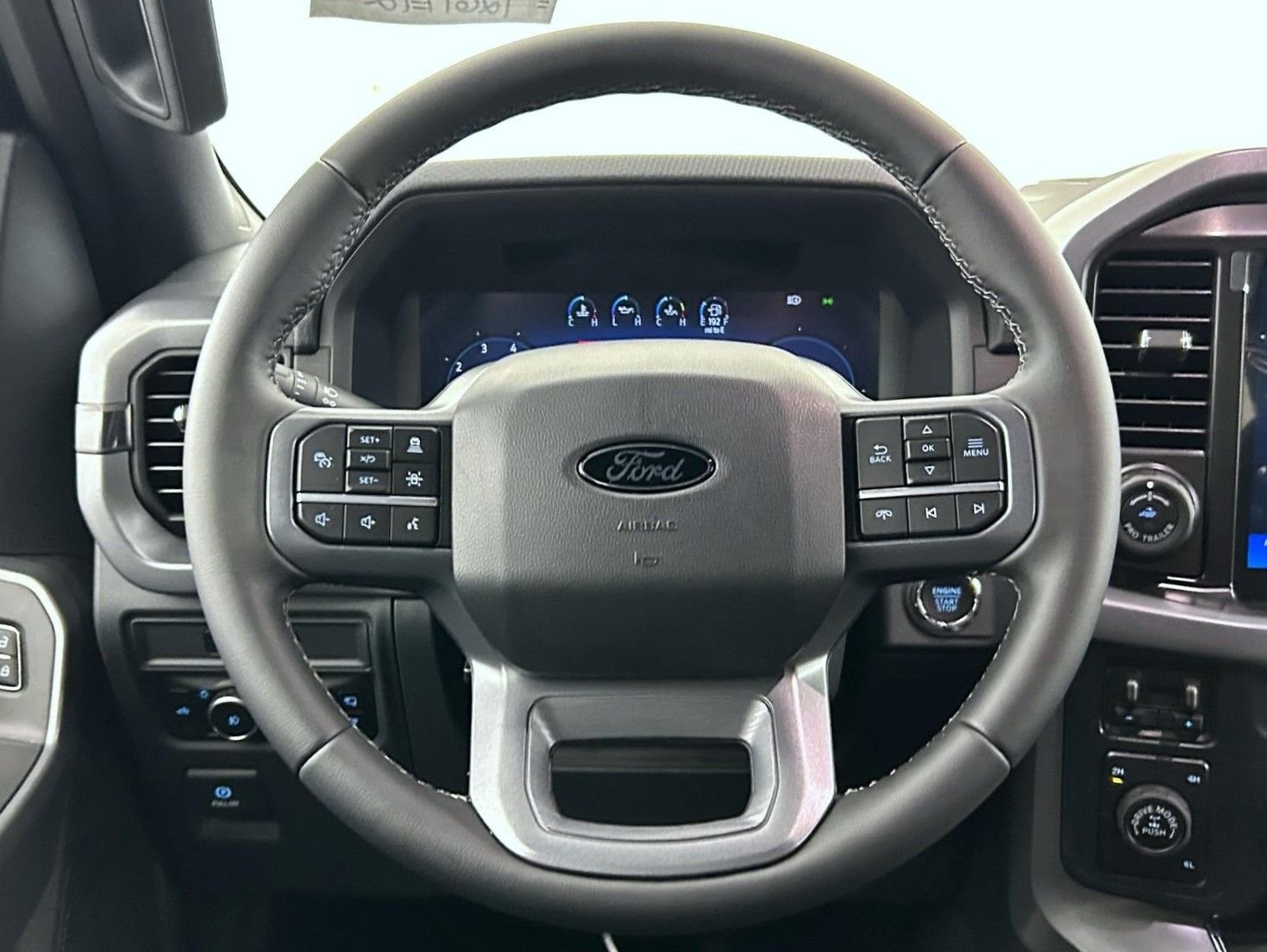 New 2026 Carbonized Gray Metallic Ford XLT image 11