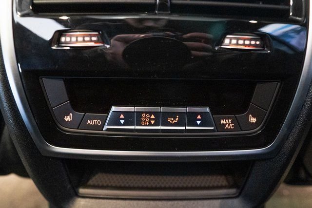 Certified Used 2026 Aventurin Red Metallic BMW xDrive40i image 31