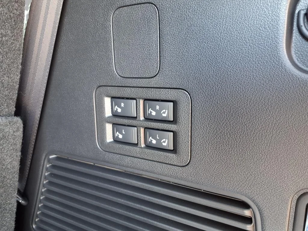 2026 Nissan Armada SL - Photo 25