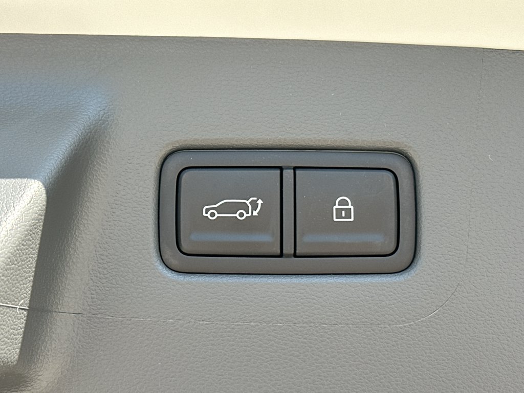 New 2027 Serenity White Hyundai SE image 36