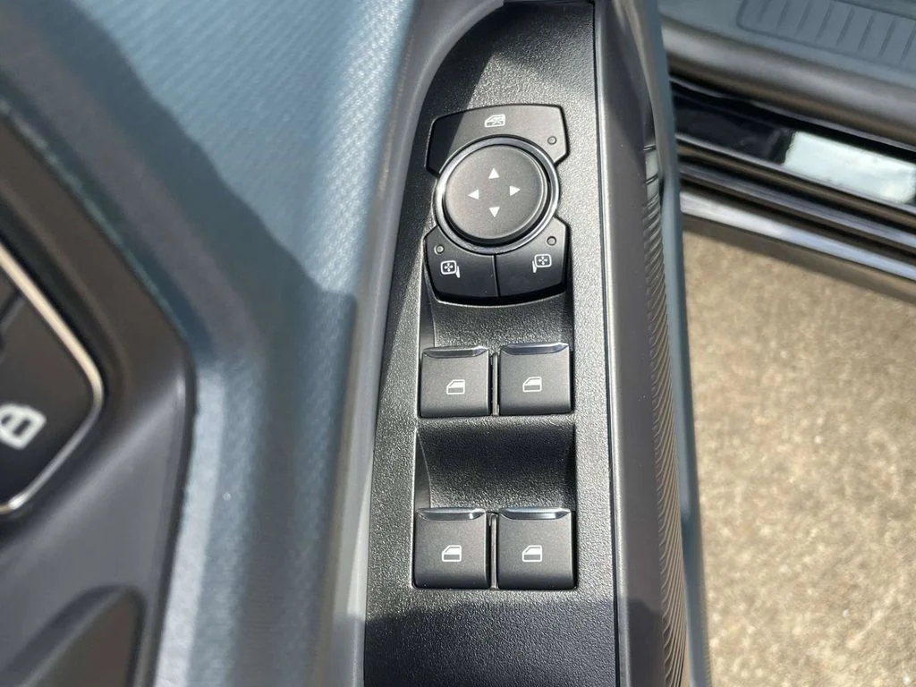 New 2026 Black Ford Lobo Standard image 16