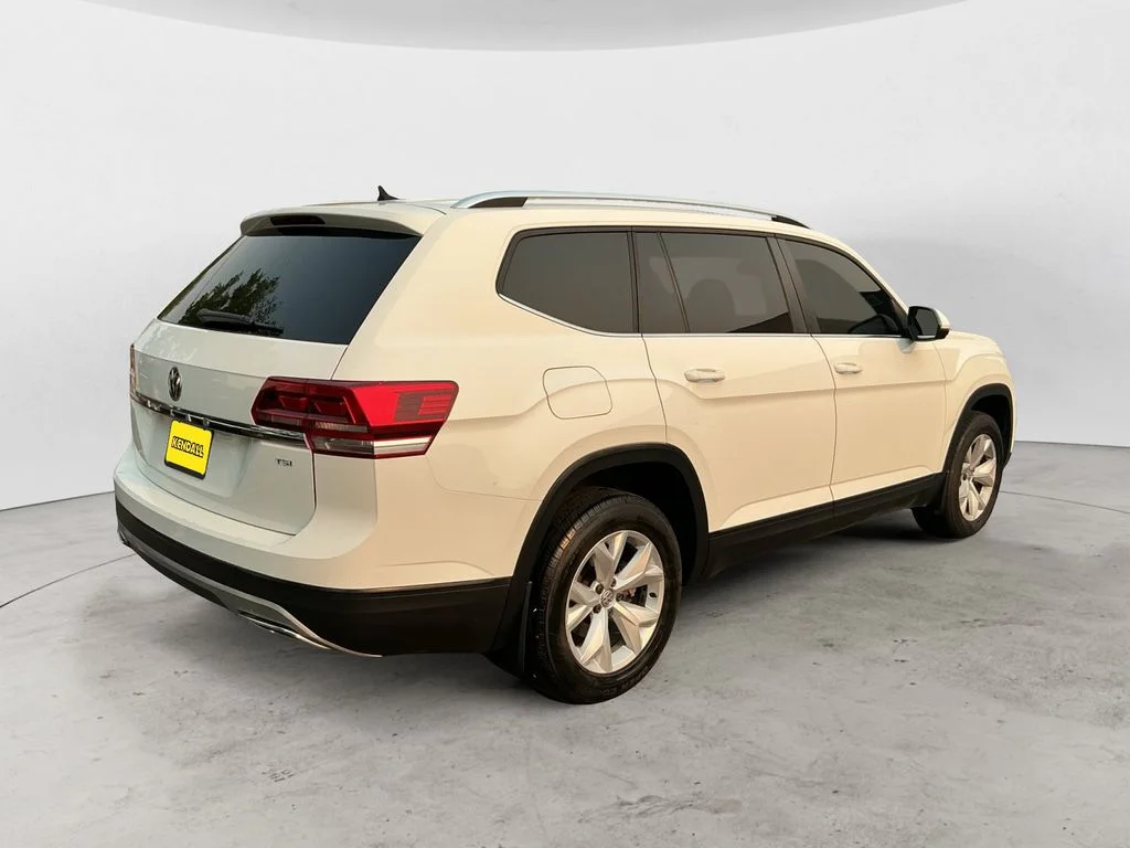 Used 2018 White Volkswagen 2.0T S image 5