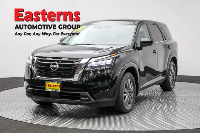 2024 Nissan Pathfinder S