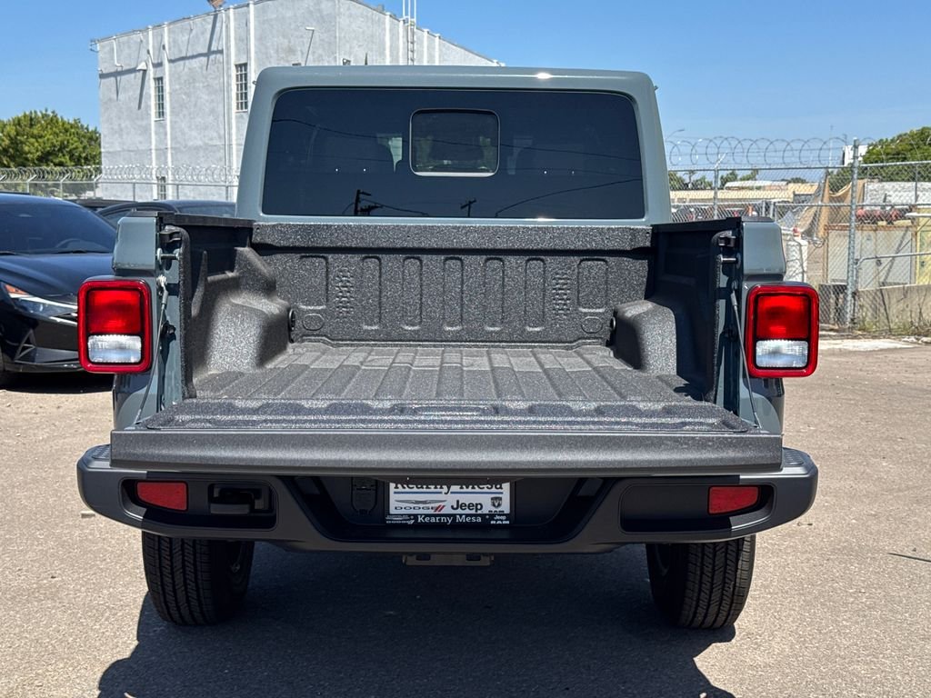 New 2026 Anvil Clear-Coat Exterior Paint Jeep Sport S image 6