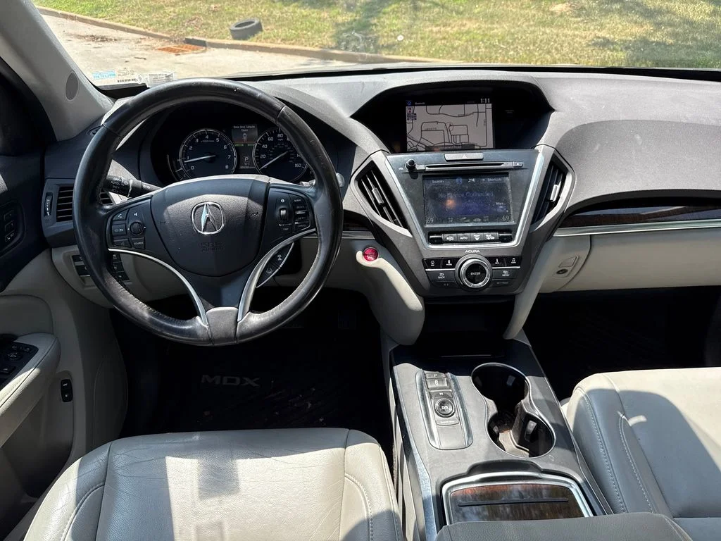 Used 2017  Acura 3.5L image 18