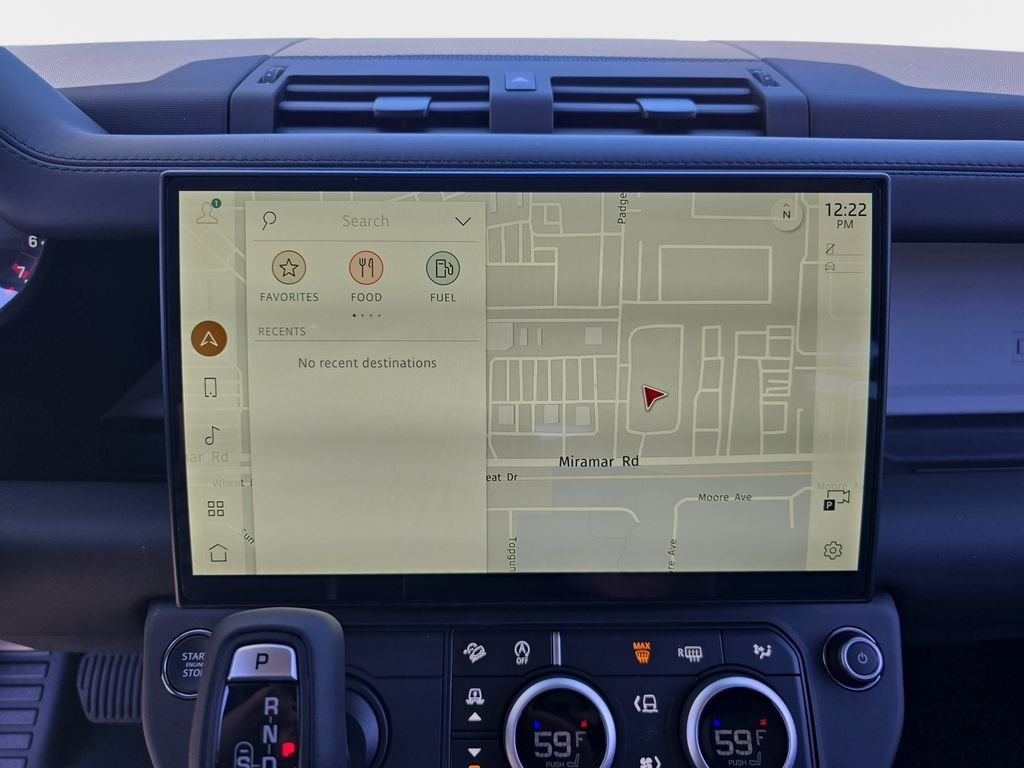 New 2026 Santorini Black Land Rover X-Dynamic SE image 22