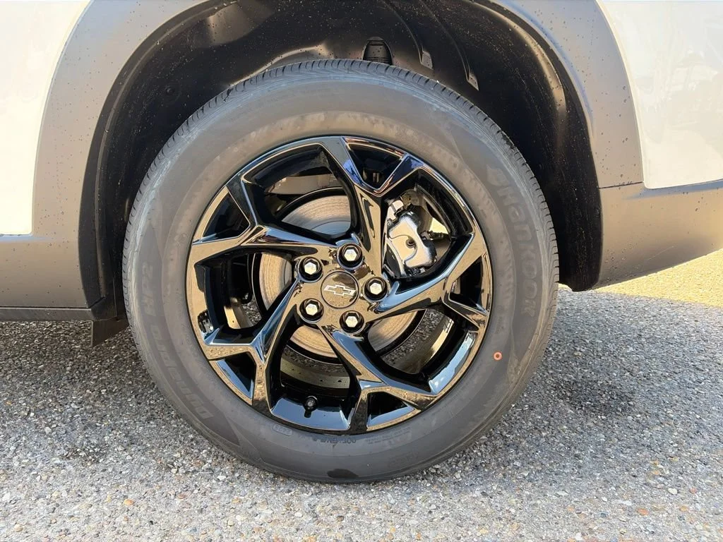 2026 Chevrolet Trax LT - Photo 18