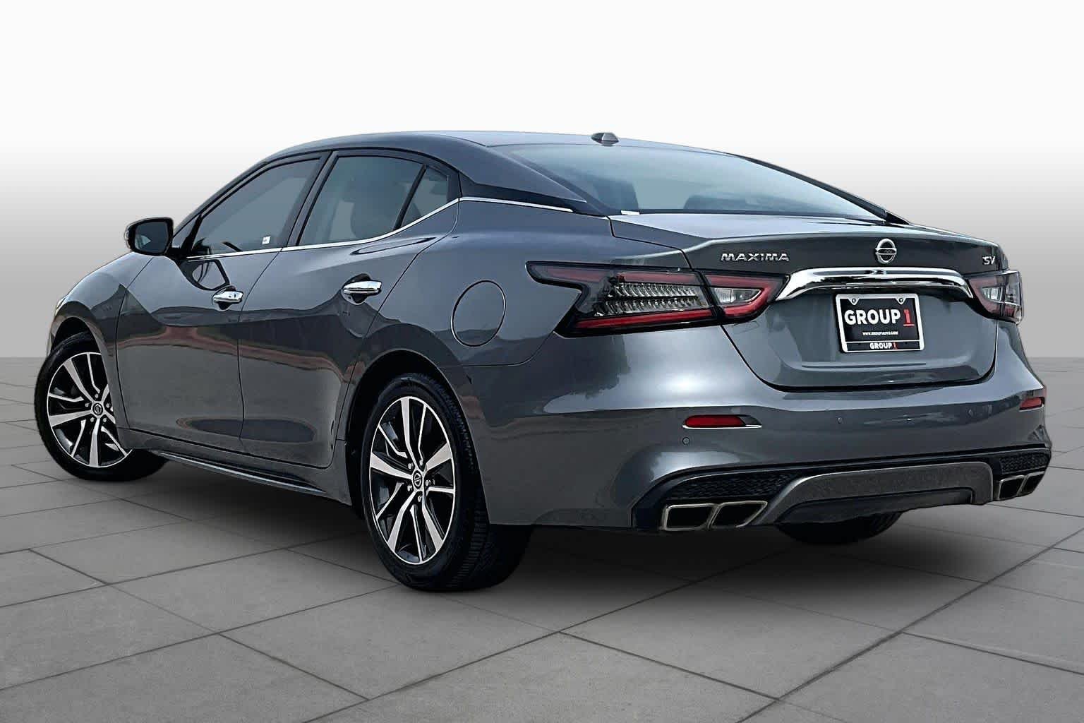 Used 2020 Gun Metallic Nissan SV image 12