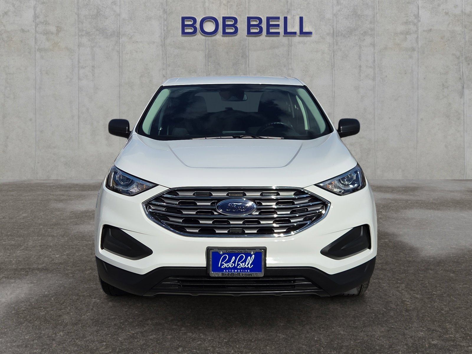 Used 2022 Oxford White Ford SE image 8