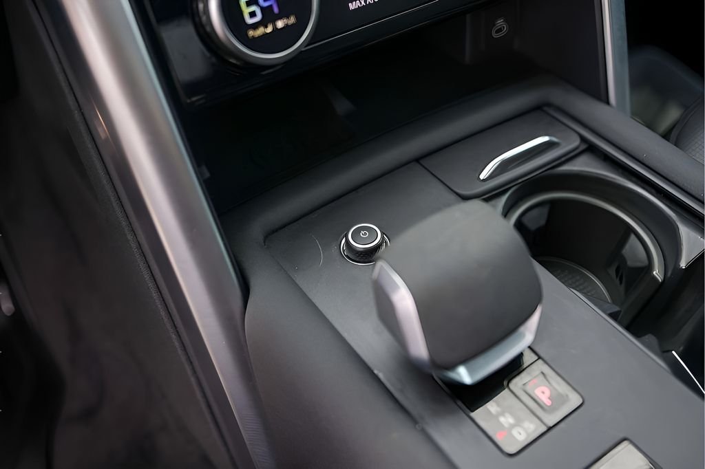 2024 Land Rover Discovery Metropolitan Edition - Photo 23