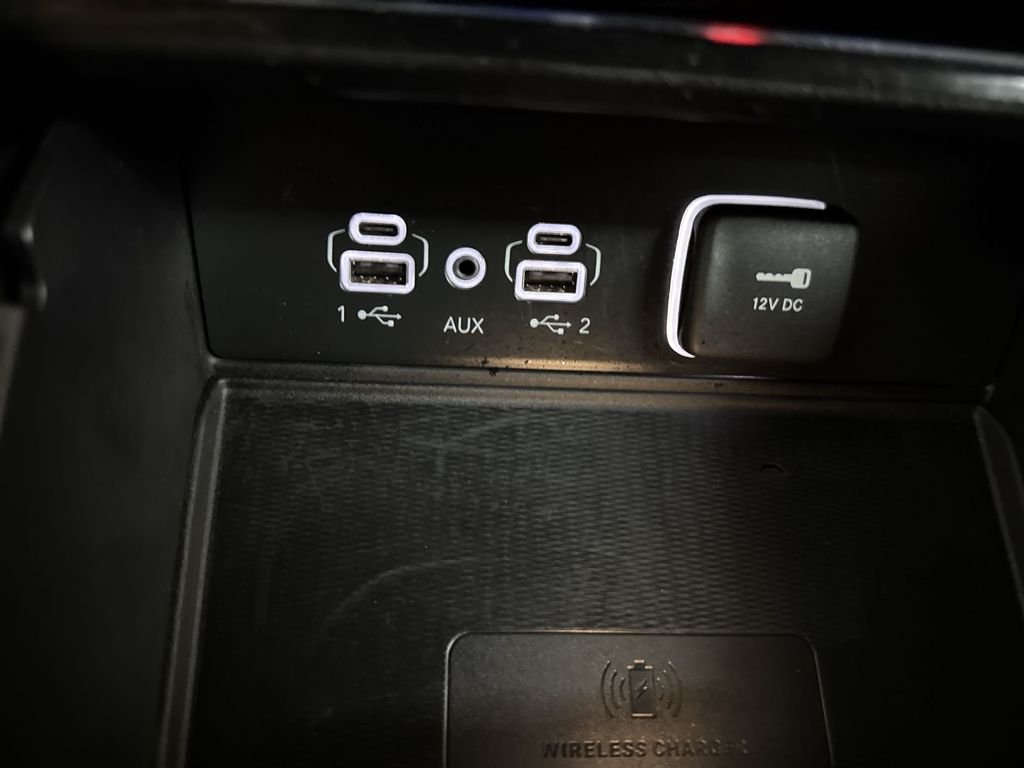 Used 2023 Bright White Clearcoat Jeep Altitude image 31