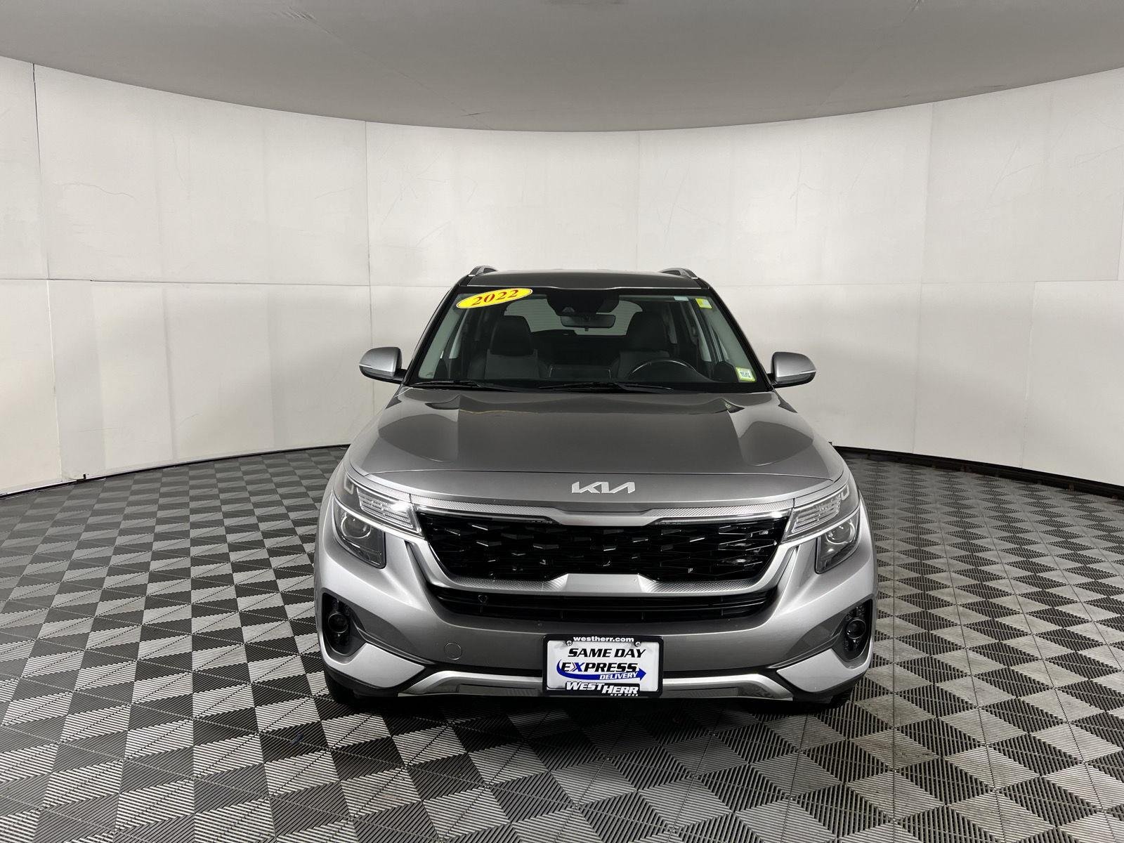 Used 2022 Steel Gray Kia S image 18