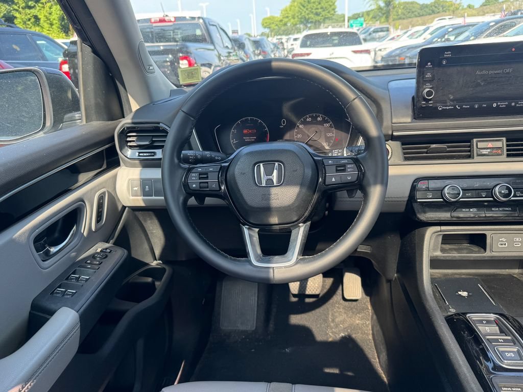 Used 2024 Blue Honda Touring image 14