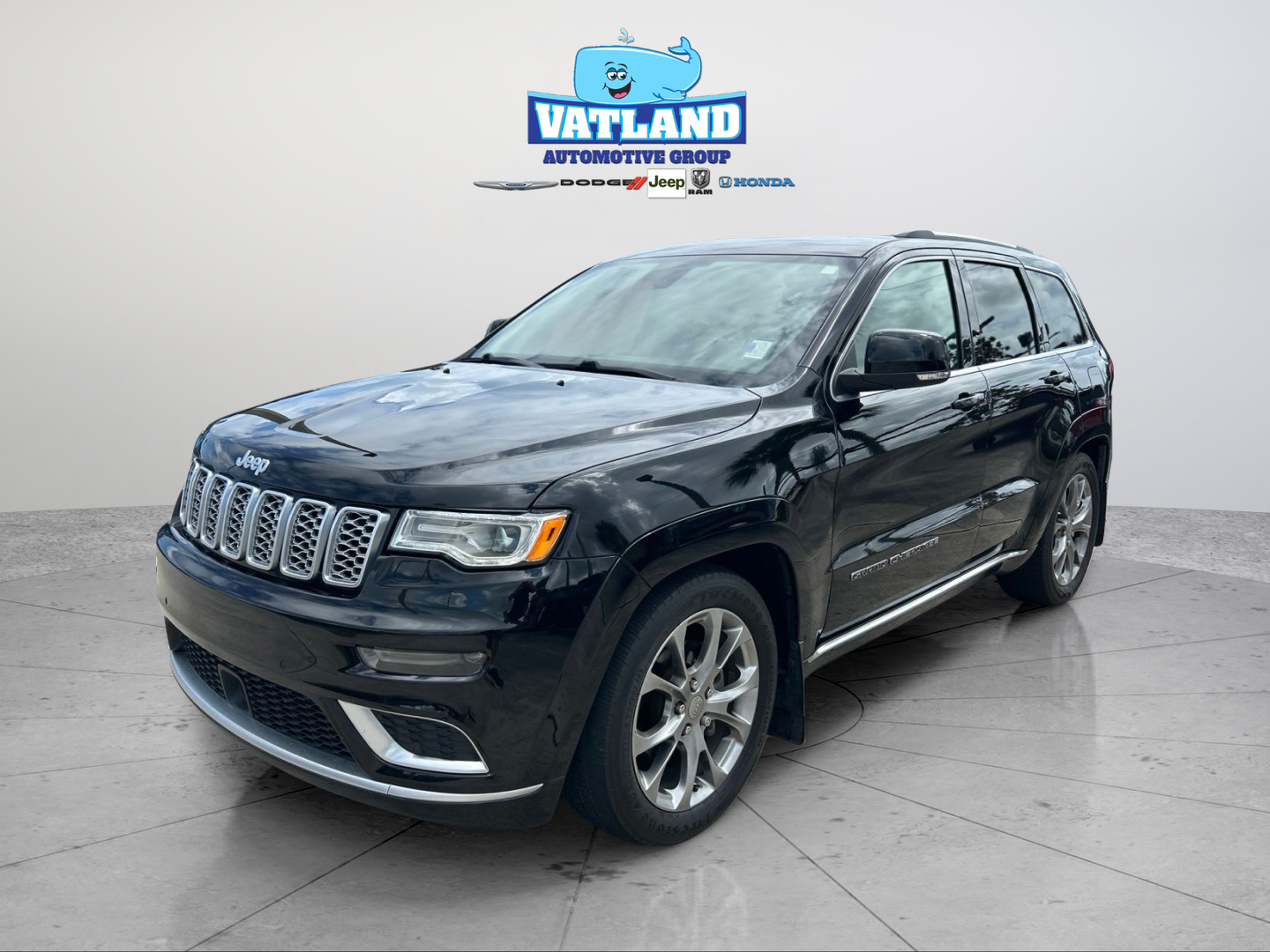 Used 2019 Black Jeep Summit image 20
