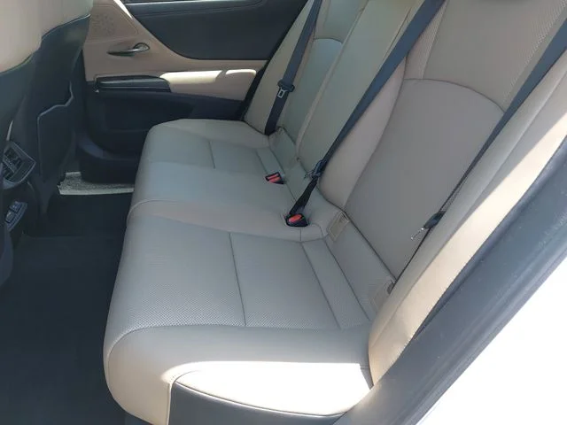 Used 2020 White Lexus 350 image 14