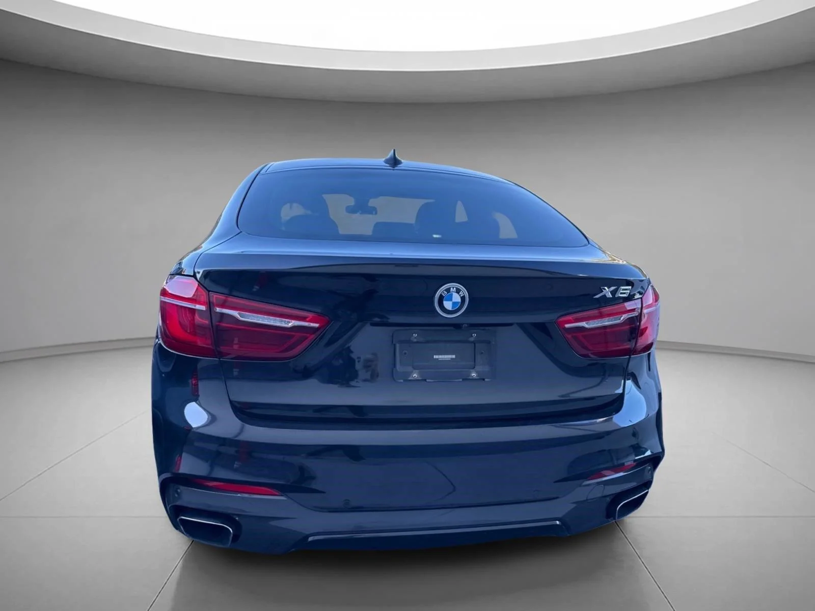 Used 2018 Black Sapphire Metallic BMW xDrive35i image 10