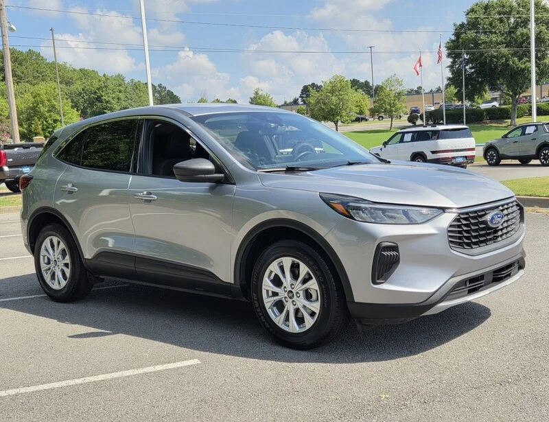 Used 2024 Silver Metallic FORD ACTIVE image 4