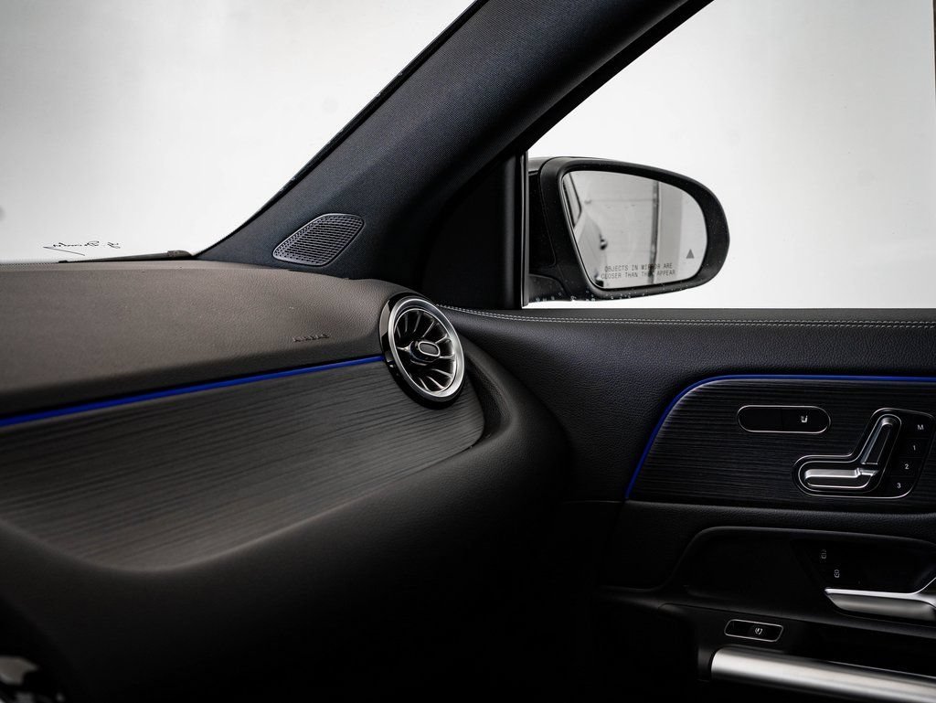 New 2026 Night Black Mercedes-Benz GLA 250 image 34