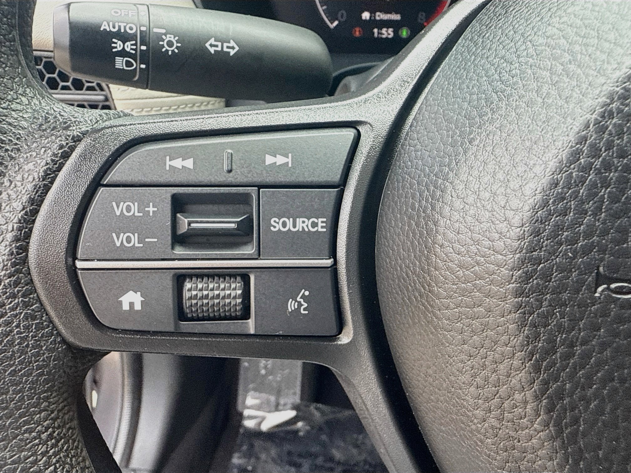 Used 2025 Urban Gray Pearl Honda LX image 35