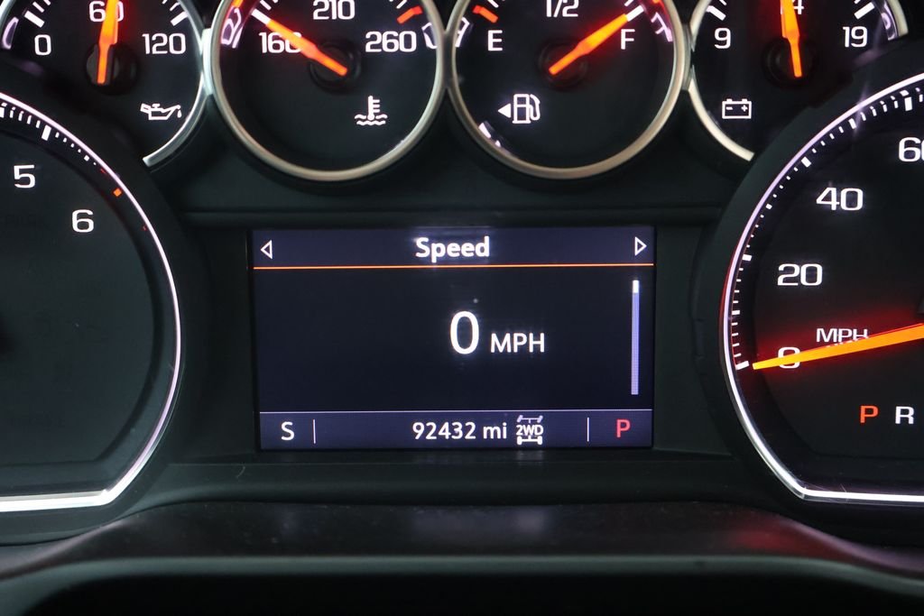 Used 2019 SUMMIT WHITE Chevrolet RST image 19