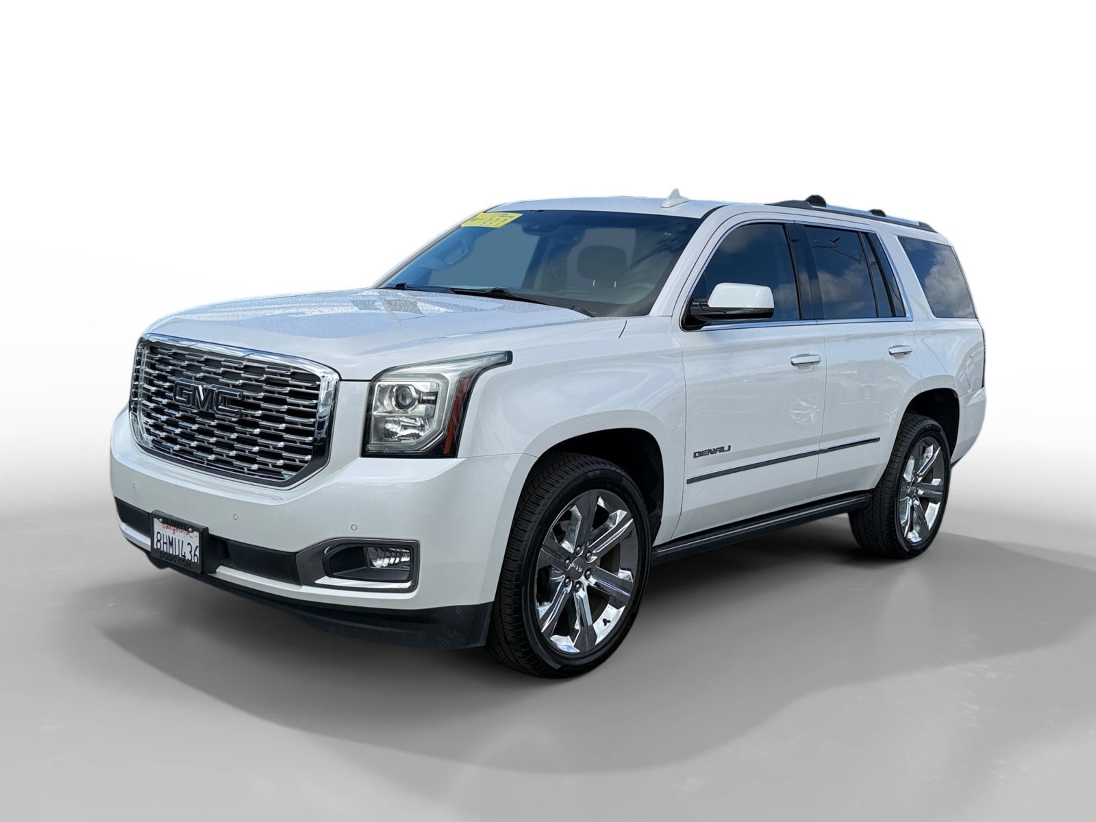 Used 2019 WHITE FROST TRICOAT GMC Denali image 1