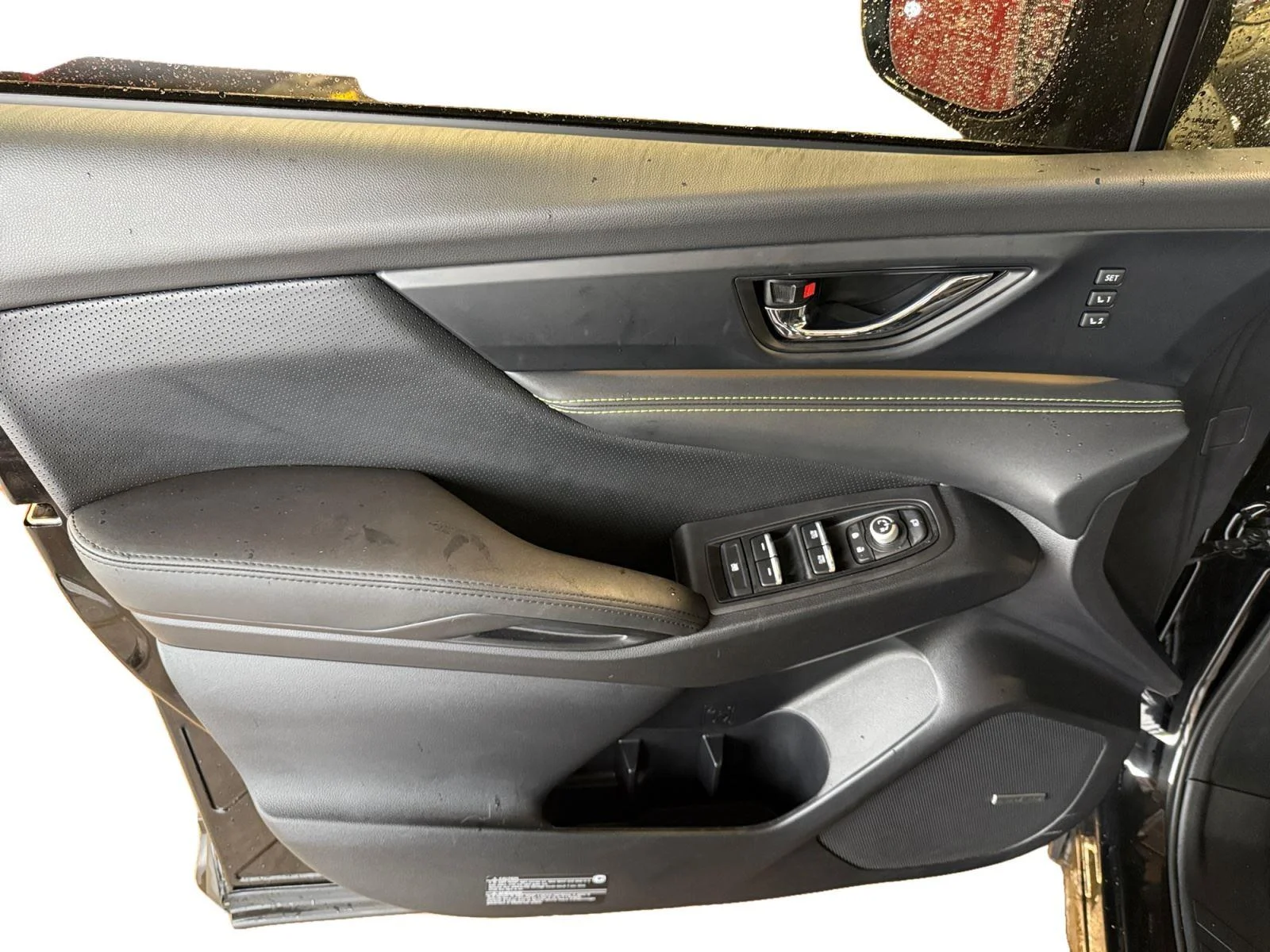 Used 2025 Crystal Black Silica Subaru Onyx Edition Touring image 9