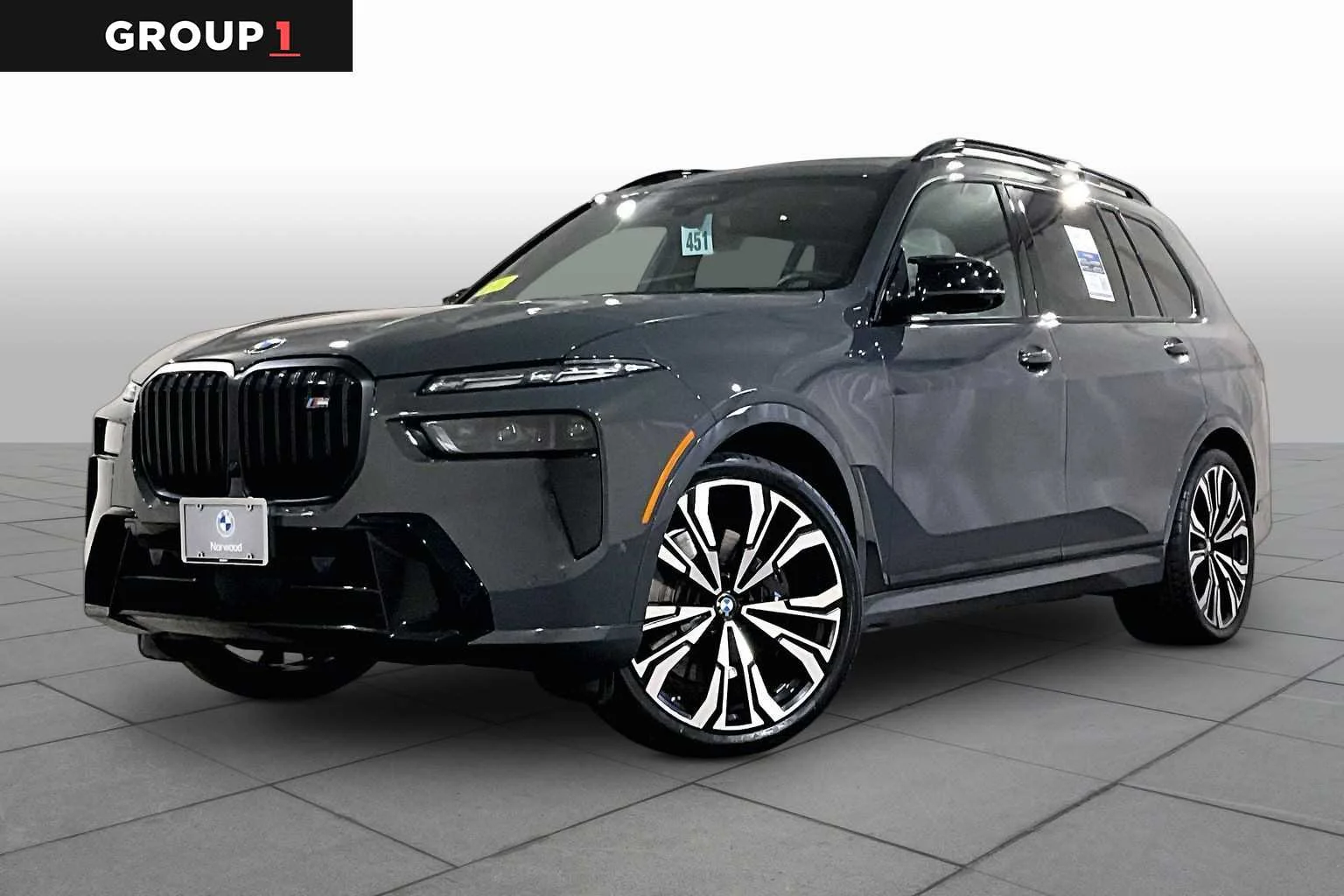 2025 BMW X7 M60i's photo